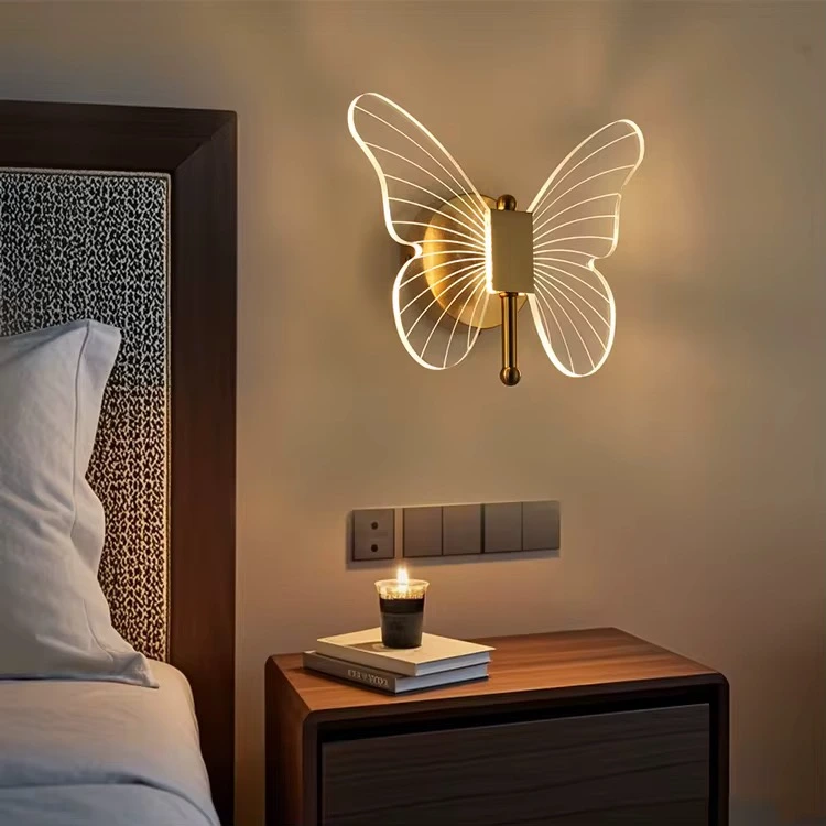 A luminous butterfly خصم 10% عند شراء 5 قطع أو أكثر
