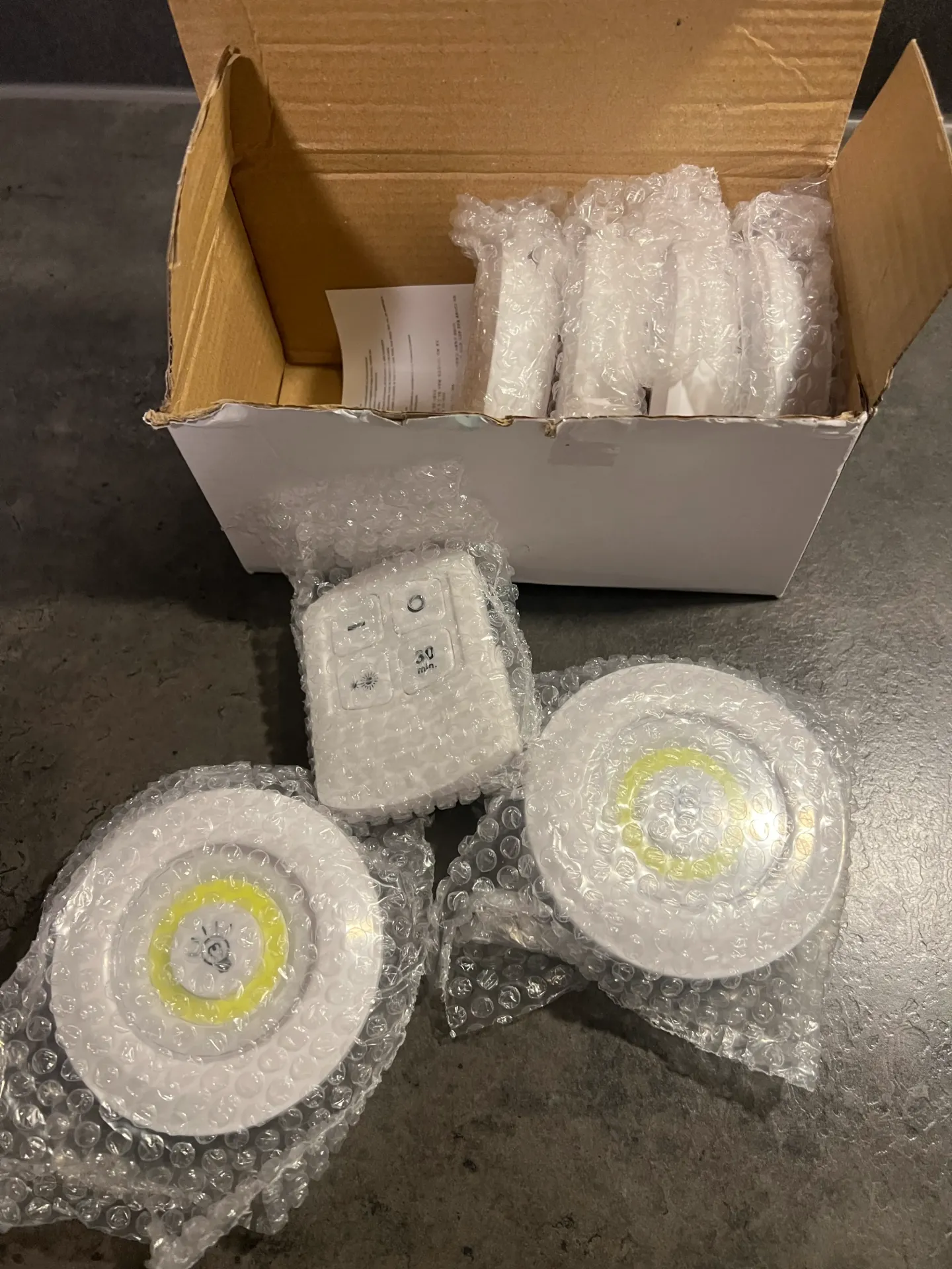 مصابيح صغيره لديكور داخلي